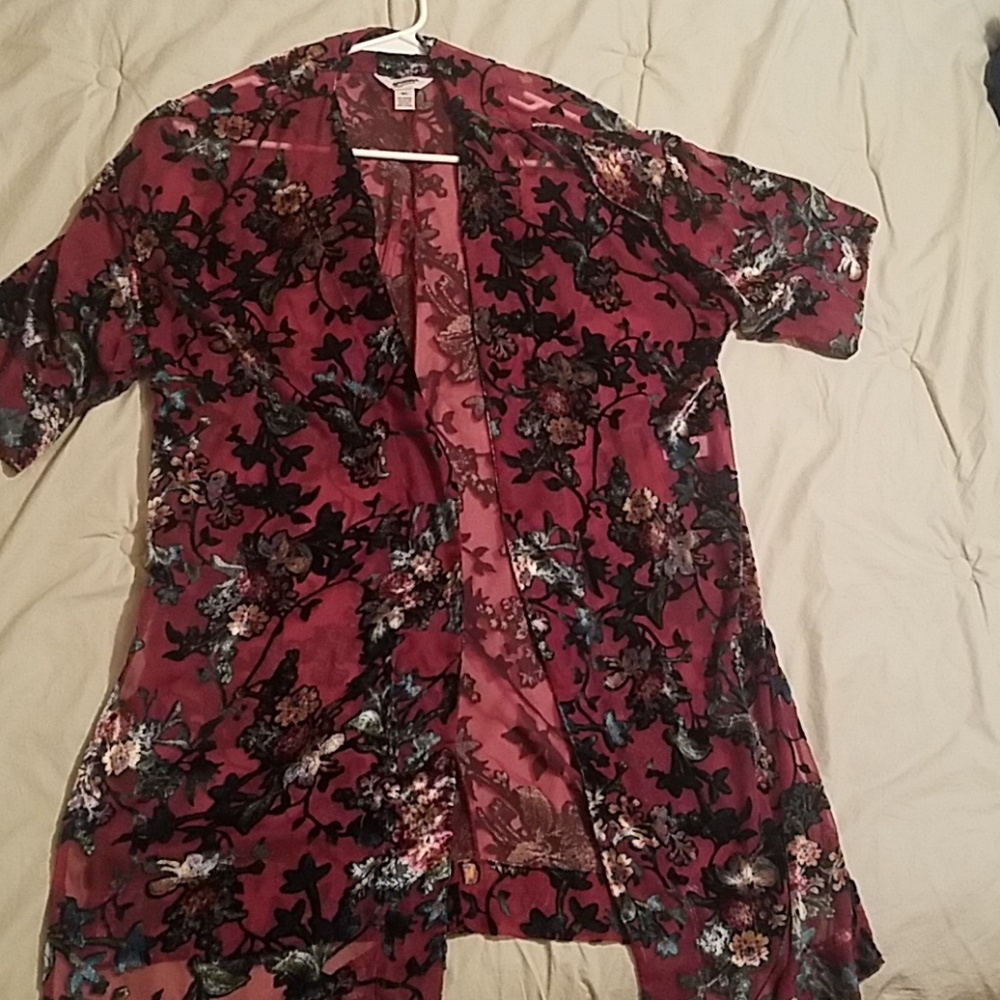 Arizona Jean's knee length sheer/velvet kimono